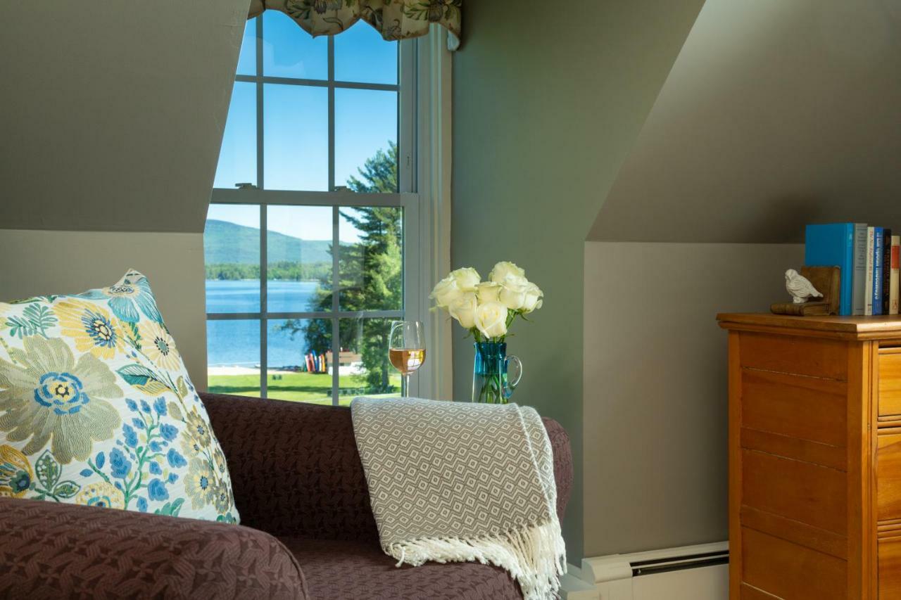 Inn At Pleasant Lake New London Buitenkant foto