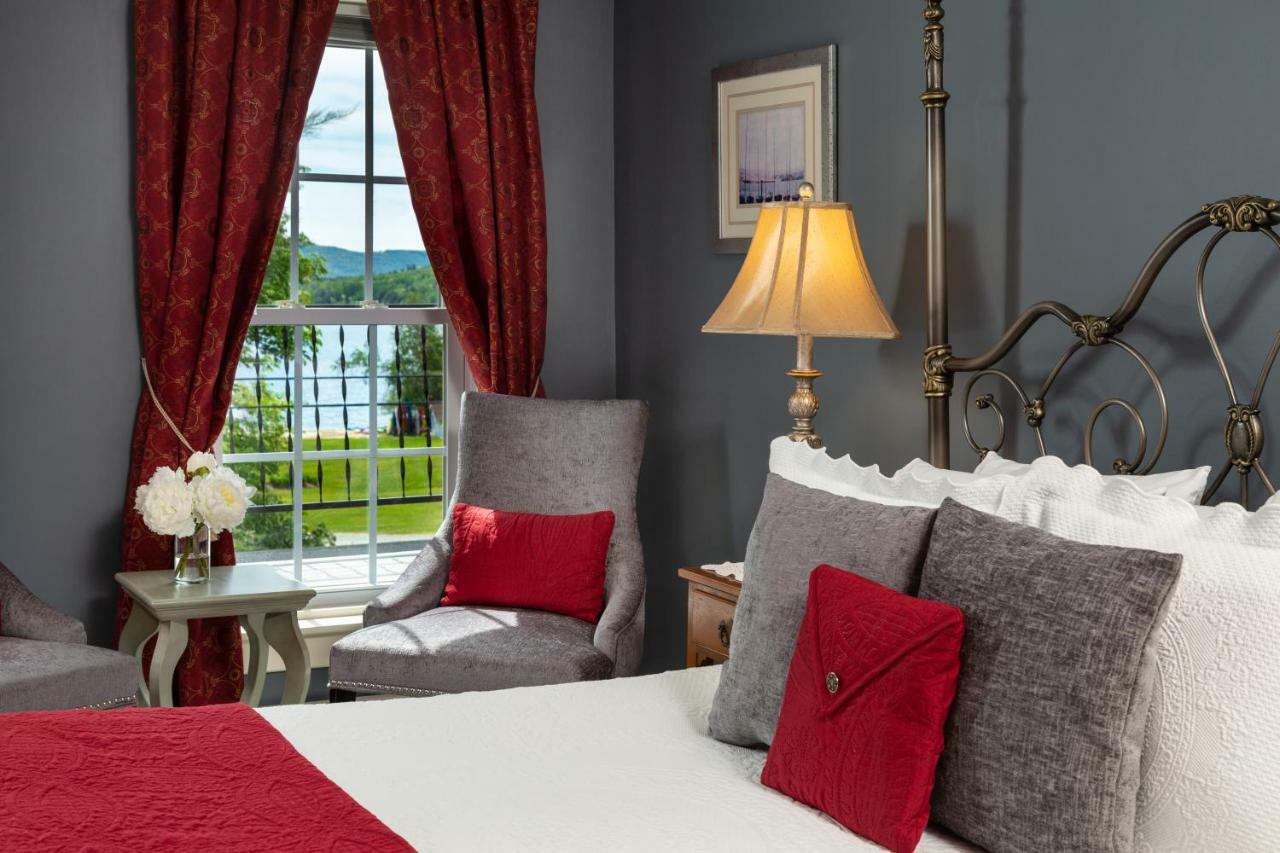 Inn At Pleasant Lake New London Buitenkant foto