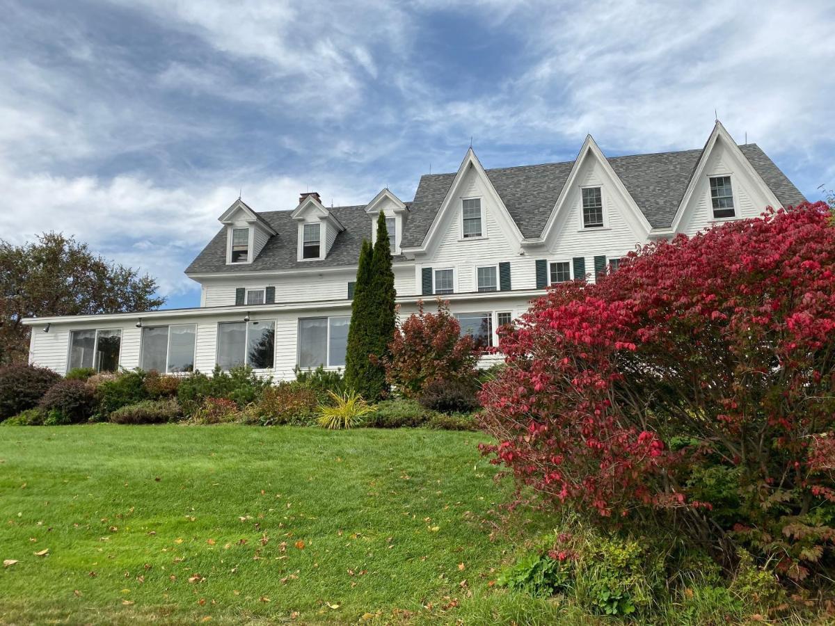 Inn At Pleasant Lake New London Buitenkant foto